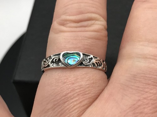Abalone paua shell heart ring